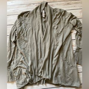 Athleta Pranayama Wrap